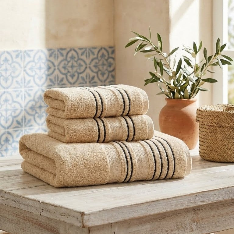 CalmaTowel™ | High-Grade Cotton for Superior Absorbency